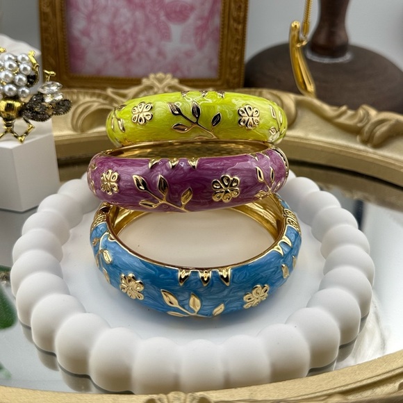 Green Floral Hand Painted Enamel Bangle - Picture 1 of 13